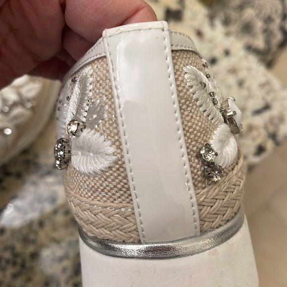 Donald Pliner Loafers/Embellished/Luxury - Picture 9 of 9